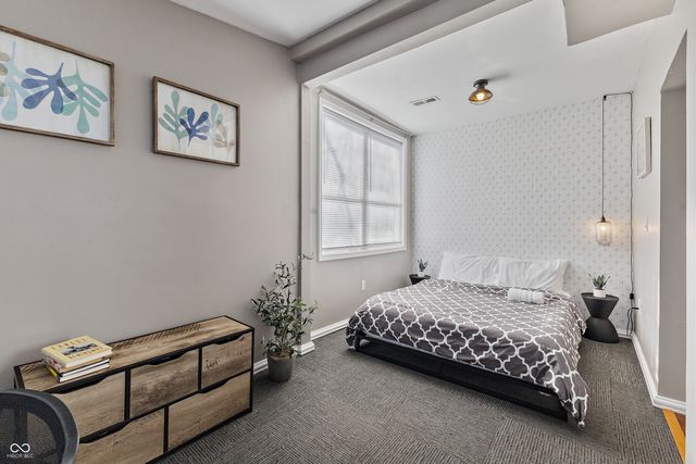 2407 N Capitol Avenue, Indianapolis, IN 46208