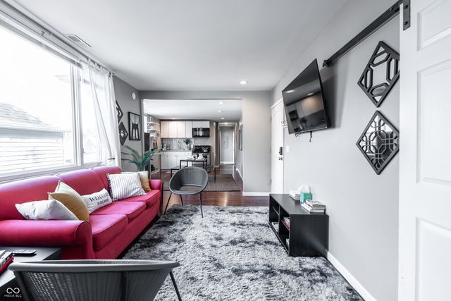 2407 N Capitol Avenue, Indianapolis, IN 46208