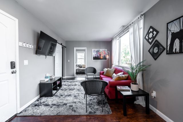 2407 N Capitol Avenue, Indianapolis, IN 46208