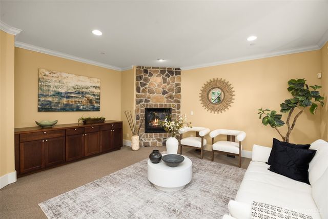 18638 92nd Avenue NE, Bothell, WA 98011