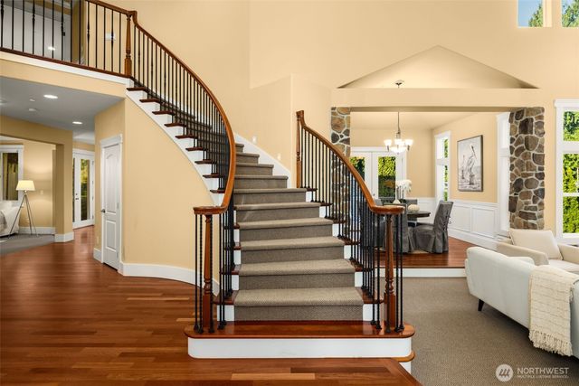 18638 92nd Avenue NE, Bothell, WA 98011