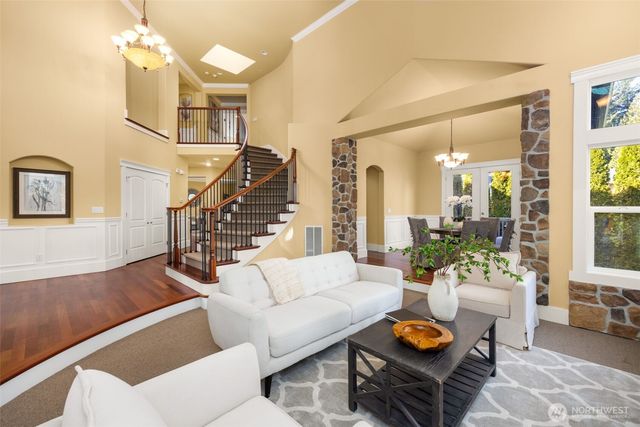 18638 92nd Avenue NE, Bothell, WA 98011