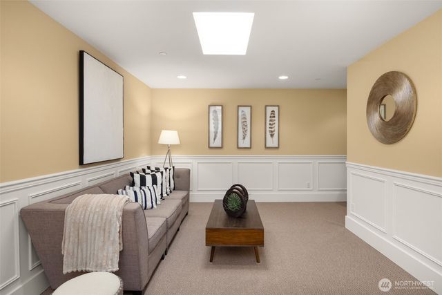 18638 92nd Avenue NE, Bothell, WA 98011