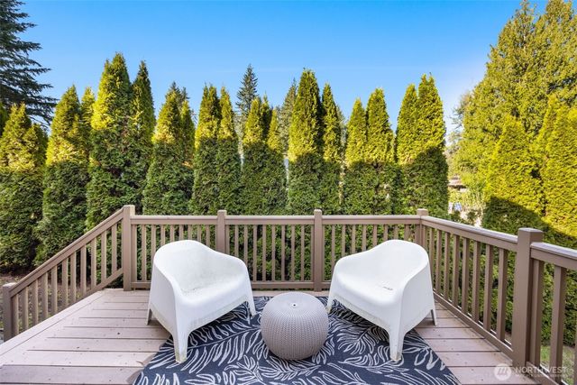 18638 92nd Avenue NE, Bothell, WA 98011