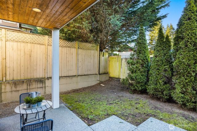 18638 92nd Avenue NE, Bothell, WA 98011