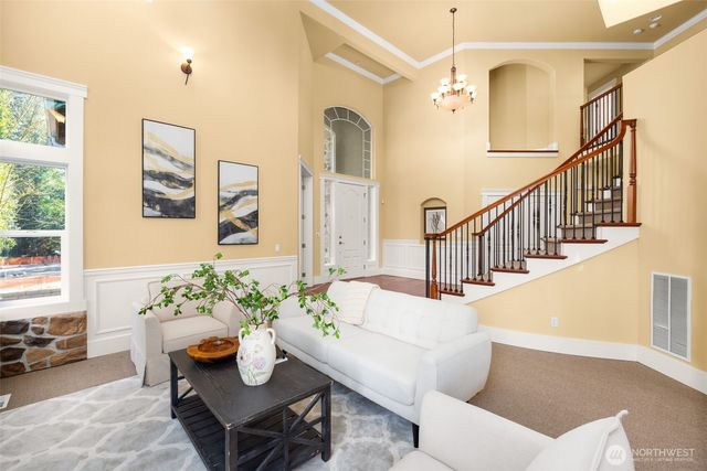 18638 92nd Avenue NE, Bothell, WA 98011