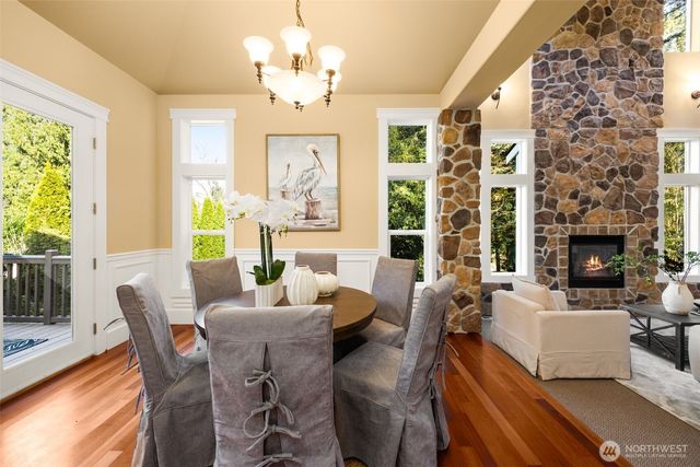 18638 92nd Avenue NE, Bothell, WA 98011