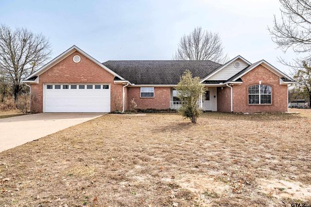 130 Pueblo Path, Holly Lake Ranch, TX 75765