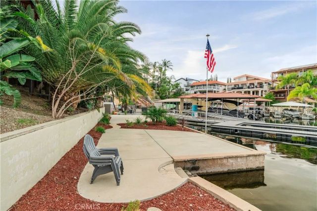 22294 Whirlaway Court, Canyon Lake, CA 92587