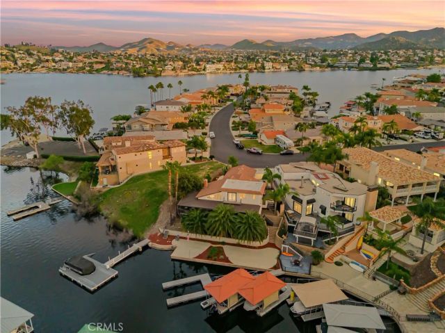 22294 Whirlaway Court, Canyon Lake, CA 92587