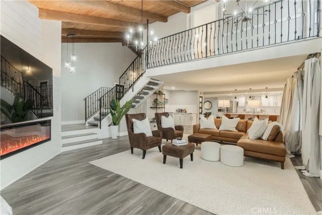 22294 Whirlaway Court, Canyon Lake, CA 92587