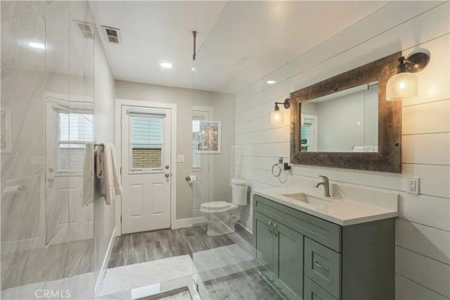 22294 Whirlaway Court, Canyon Lake, CA 92587