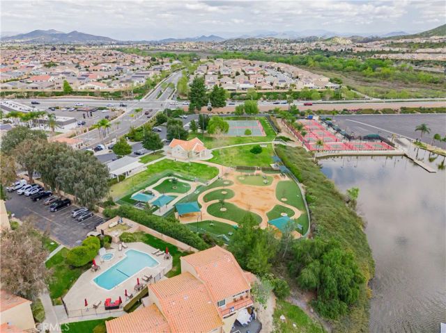 22294 Whirlaway Court, Canyon Lake, CA 92587