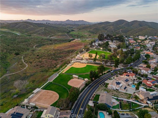 22294 Whirlaway Court, Canyon Lake, CA 92587