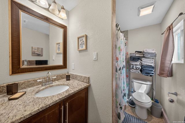 122 Globe Ave, San Antonio, TX 78228