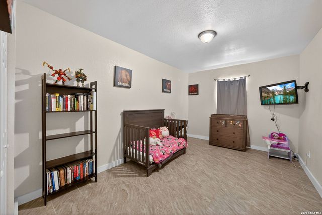 122 Globe Ave, San Antonio, TX 78228