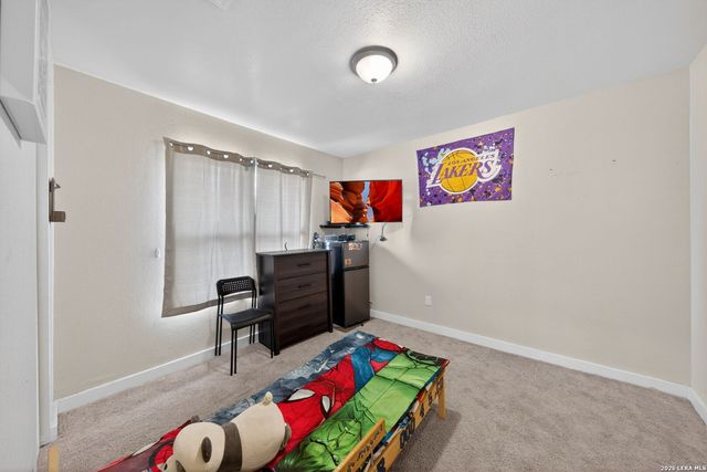 122 Globe Ave, San Antonio, TX 78228