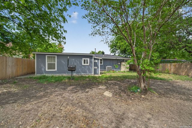 122 Globe Ave, San Antonio, TX 78228