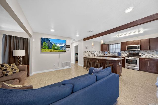 122 Globe Ave, San Antonio, TX 78228