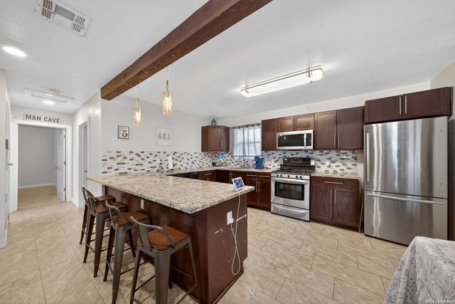 122 Globe Ave, San Antonio, TX 78228