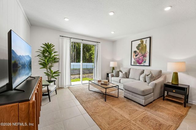 7644 COMMANDER Lane, Jacksonville, FL 32256