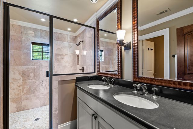 12391 Pleasure Hills Circle, Mabank, TX 75147