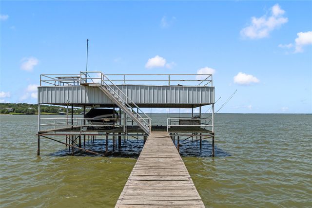 12391 Pleasure Hills Circle, Mabank, TX 75147