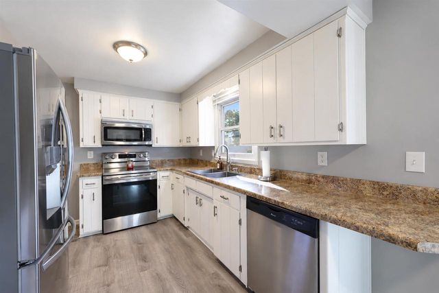 1020 STAR STREET, De Pere, WI 54115