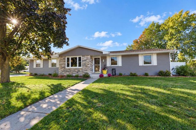 1020 STAR STREET, De Pere, WI 54115