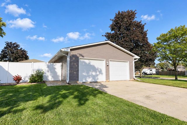 1020 STAR STREET, De Pere, WI 54115