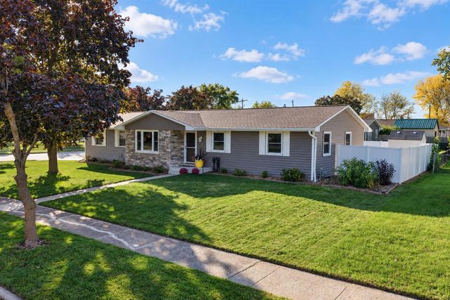 1020 STAR STREET, De Pere, WI 54115