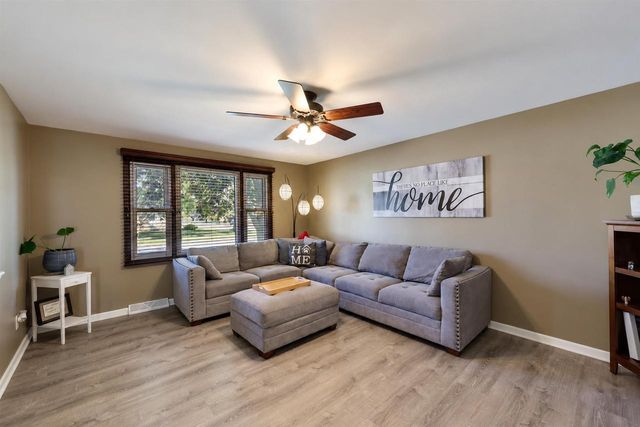 1020 STAR STREET, De Pere, WI 54115