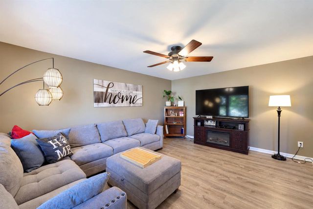 1020 STAR STREET, De Pere, WI 54115
