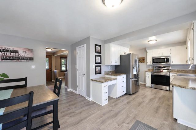 1020 STAR STREET, De Pere, WI 54115