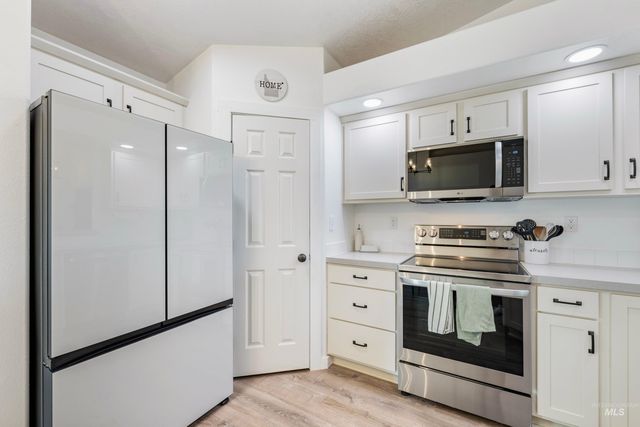 1427 N Antimony Pl, Kuna, ID 83634