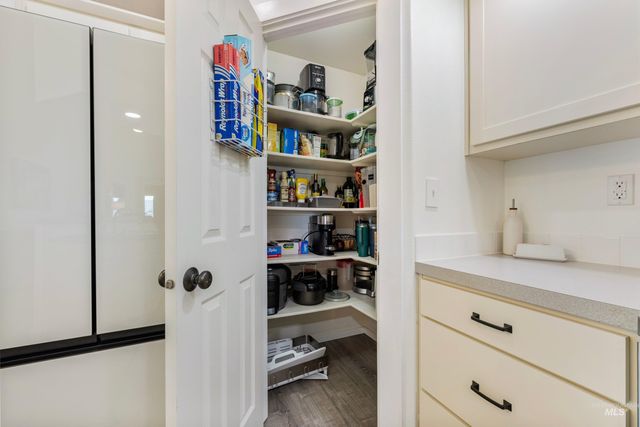 1427 N Antimony Pl, Kuna, ID 83634