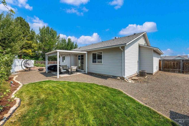 1427 N Antimony Pl, Kuna, ID 83634