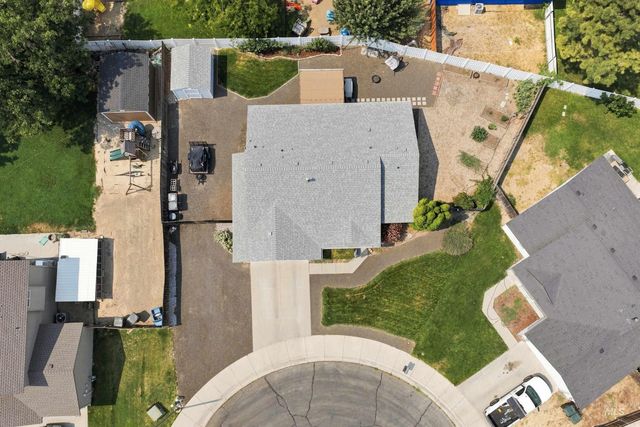 1427 N Antimony Pl, Kuna, ID 83634