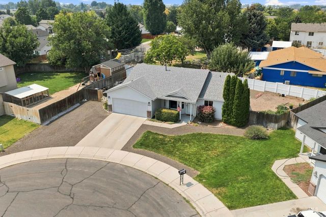 1427 N Antimony Pl, Kuna, ID 83634