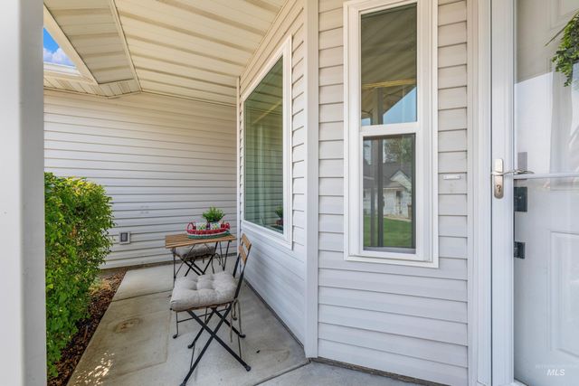 1427 N Antimony Pl, Kuna, ID 83634