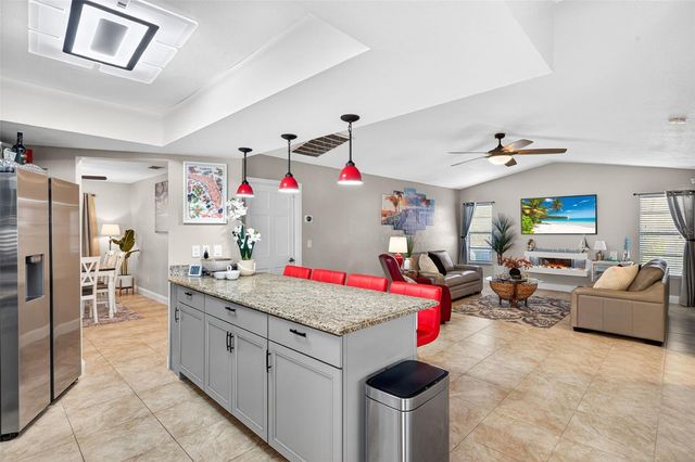 402 SW 37TH LANE, Cape Coral, FL 33914
