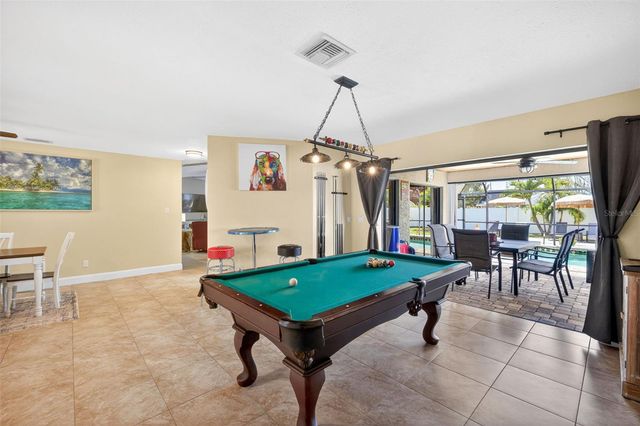 402 SW 37TH LANE, Cape Coral, FL 33914