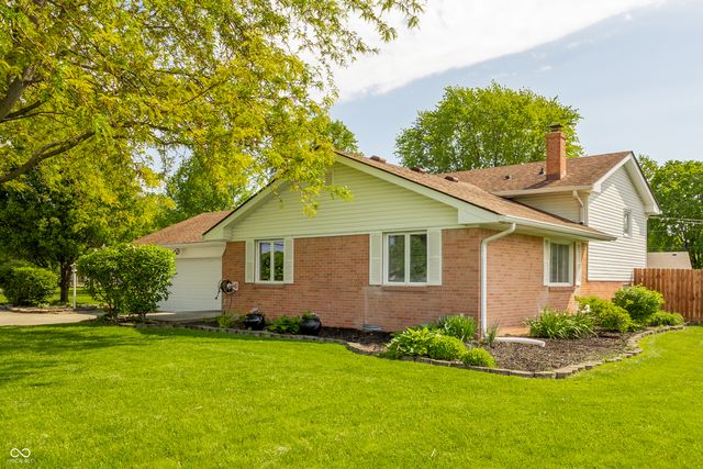 745 N Madison Street, Fortville, IN 46040