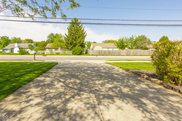 745 N Madison Street, Fortville, IN 46040