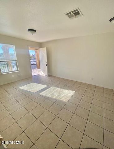 545 East Road, F, El Paso, TX 79915