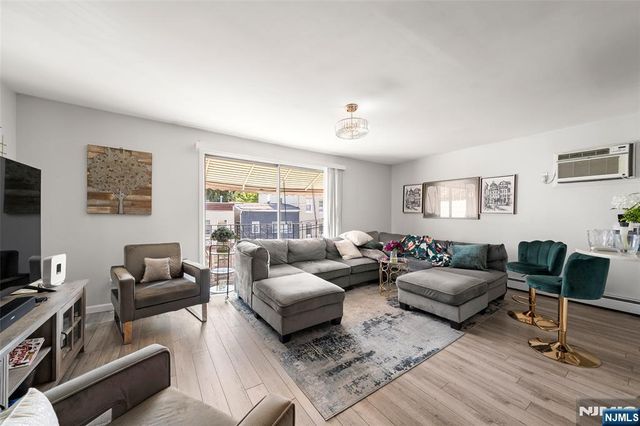 308 5th Street, Union City, NJ 07087