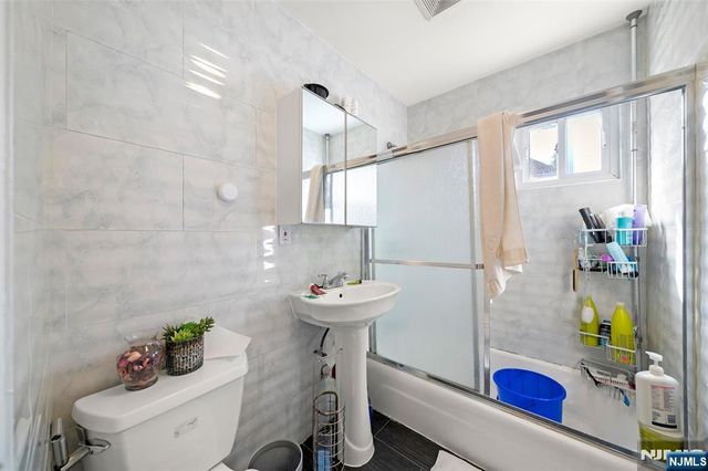 308 5th Street, Union City, NJ 07087