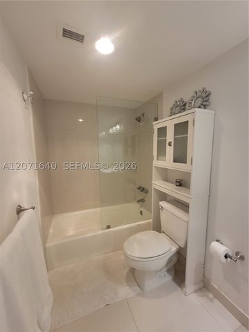 19380 Collins Ave Ph21, Sunny Isles Beach, FL 33160