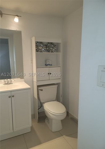 19380 Collins Ave Ph21, Sunny Isles Beach, FL 33160