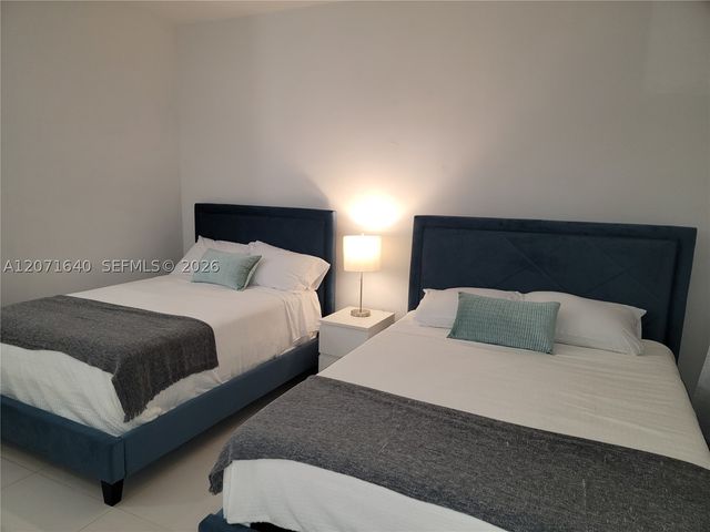 19380 Collins Ave Ph21, Sunny Isles Beach, FL 33160